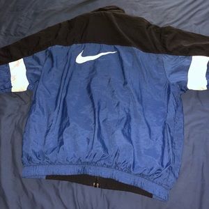 Nike Jackets & Coats - Vintage Nike Windbreaker Men’s Large Nike Jackets & Coats - Vintage Nike Windbreaker Men’s Large